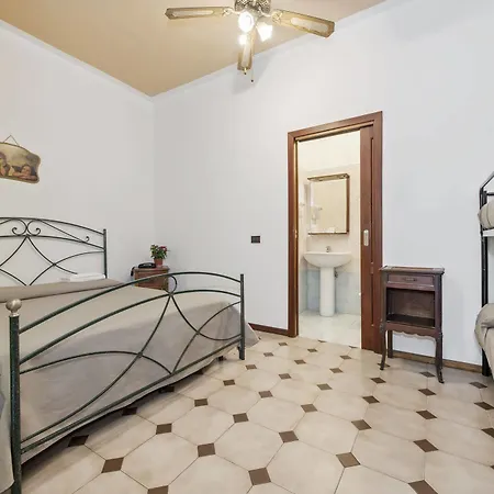 Il Castelletto 2* ローマ