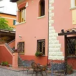 Il Castelletto Szálloda 2*